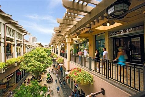 mall in oahu hawaii.